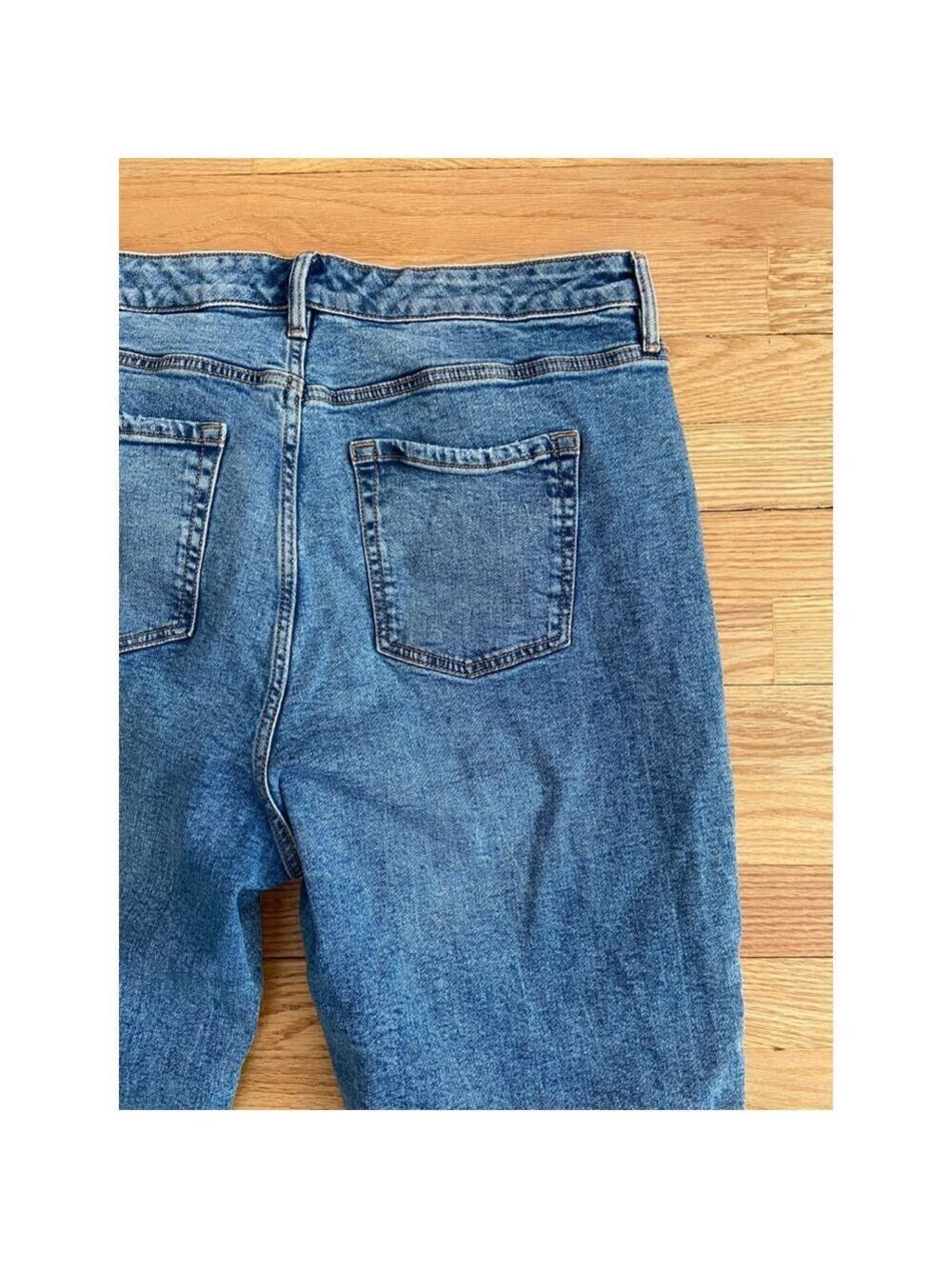 Joe Fresh Women’s Blue Distressed Straight Leg Jeans Size 18W - Picture 8 of 9